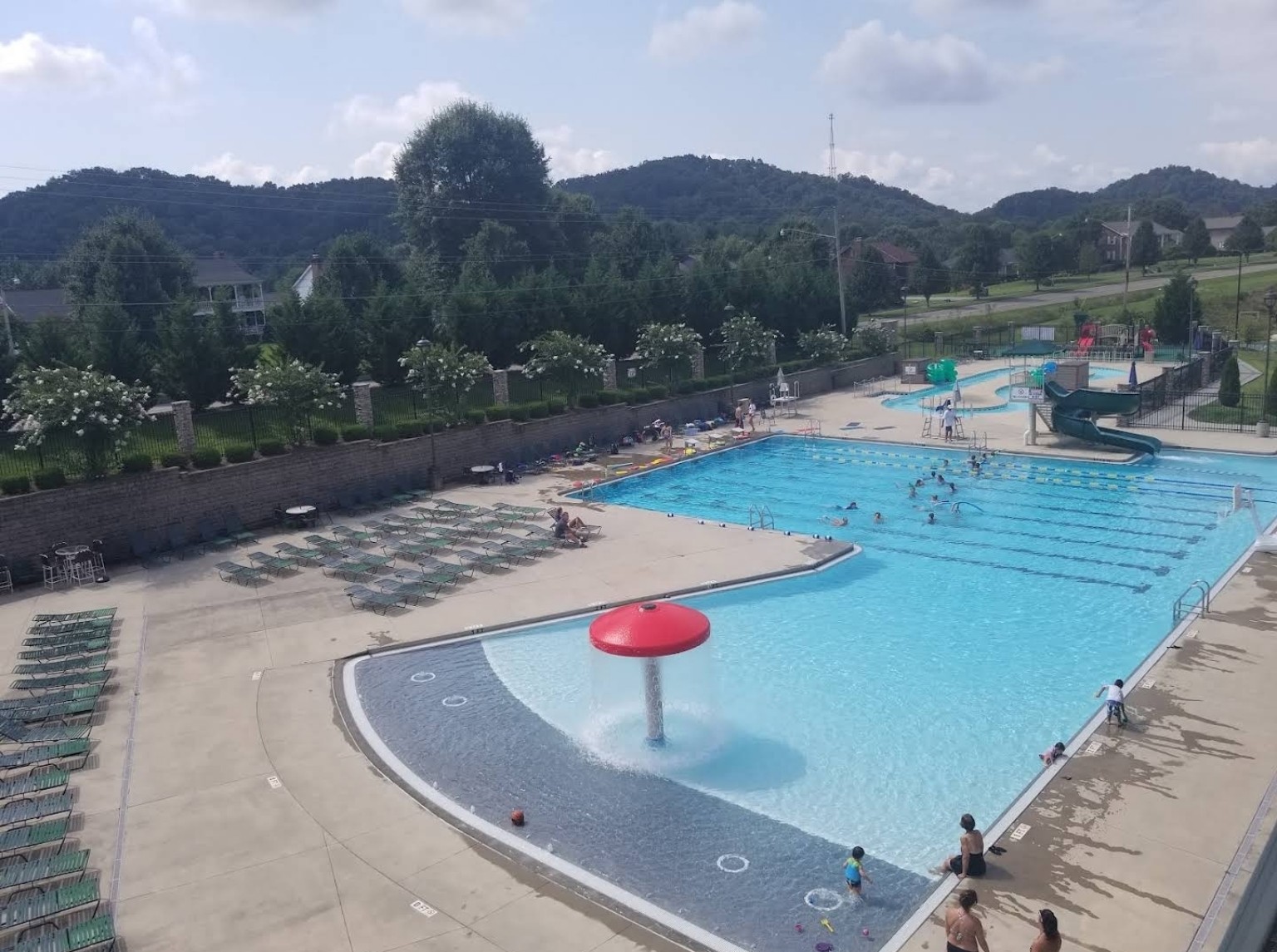 Outdoor pool and children's splash area